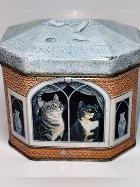 Vintage HUNKYDORY Cat Tin House Designed by Lesley Anne Ivory England 1990 Birds